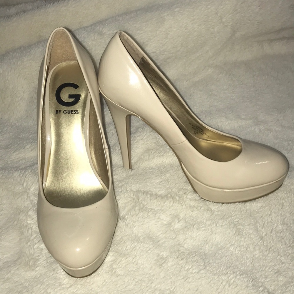 GUESS heels
